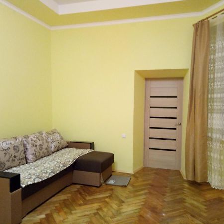 Apartment Ak. Kuchera Street Lviv Kültér fotó