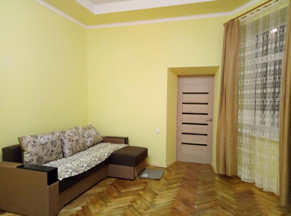 Apartment Ak. Kuchera Street Lviv Kültér fotó